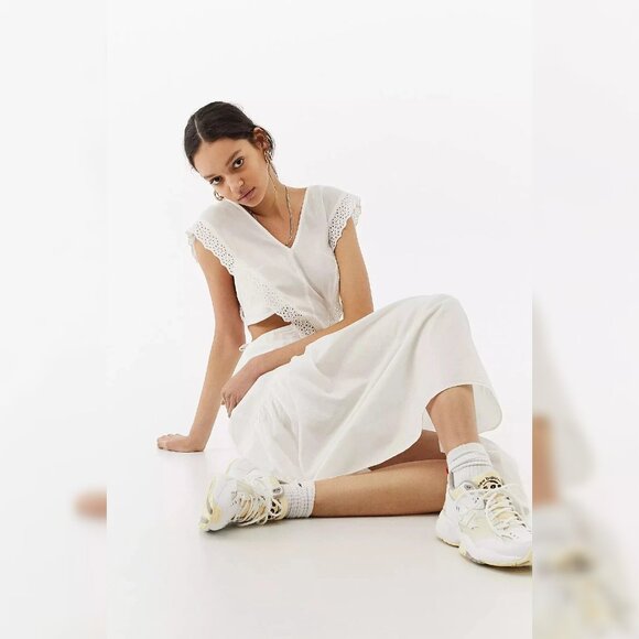 Urban Outfitters Macie Lace Apron Front Midi Dress XL 12 Women Casual NEW 38783 - Picture 2 of 5